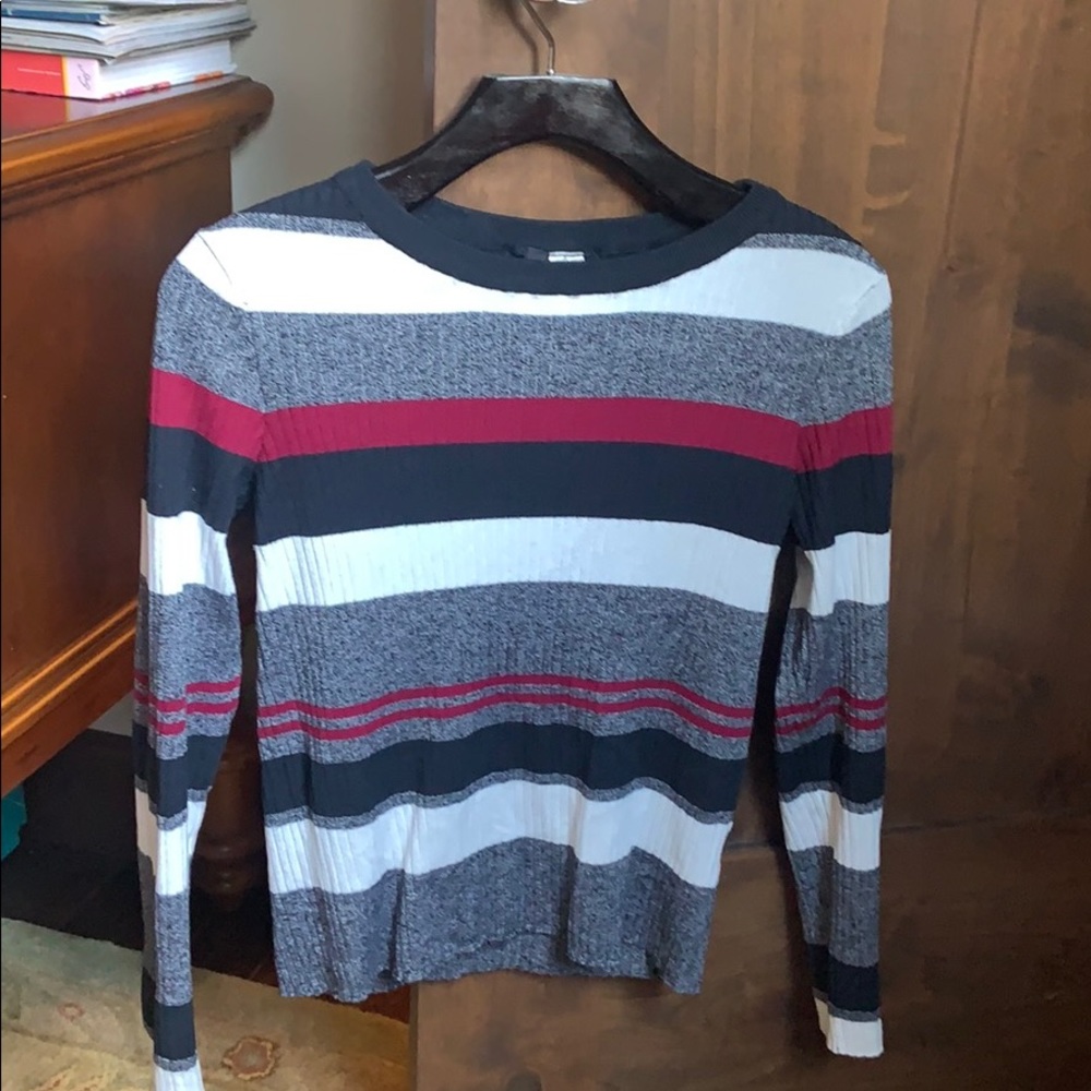 long sleeve stripped tee
